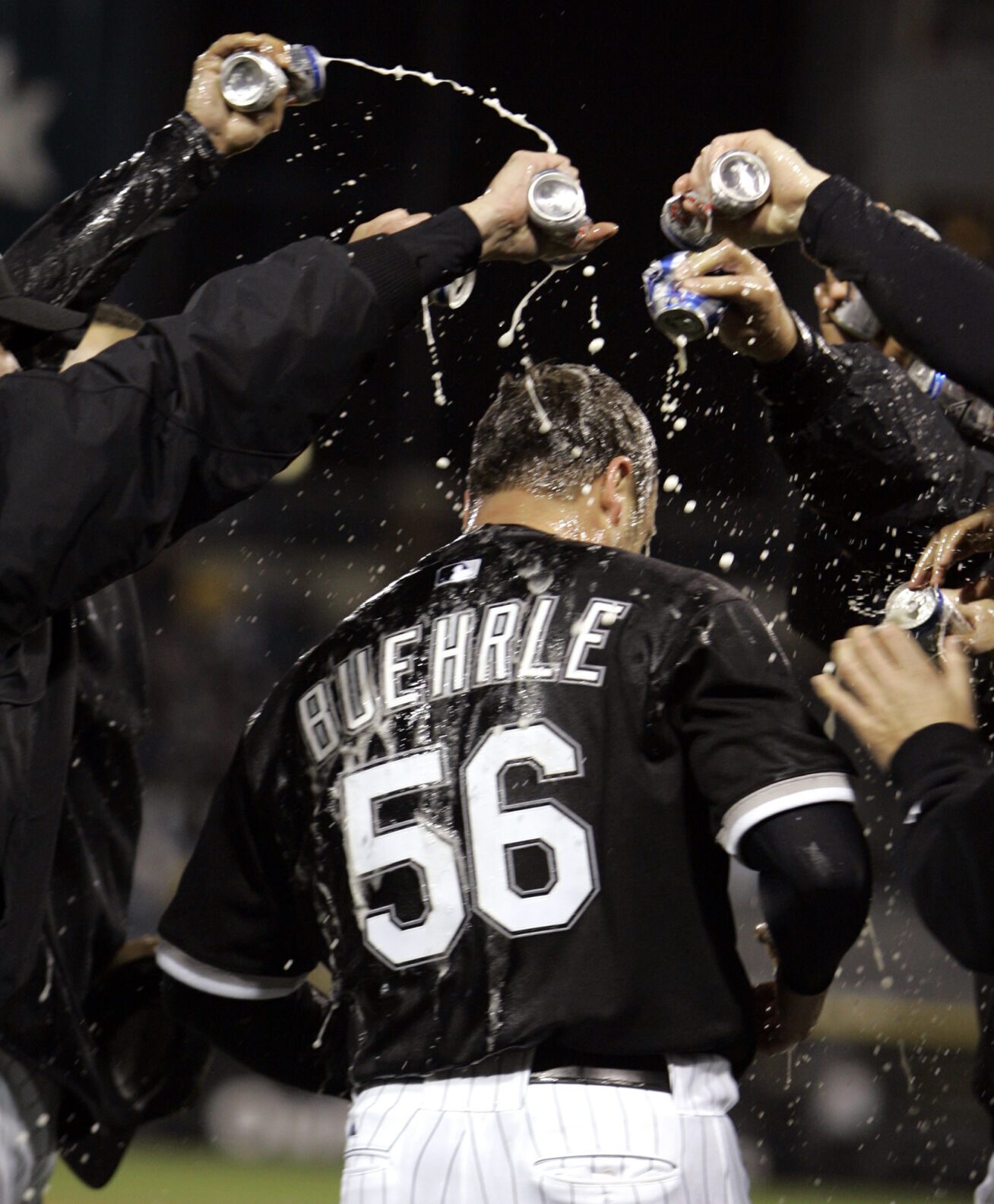 2007: Mark Buehrle faces minimum 27 batters in no-hit victory